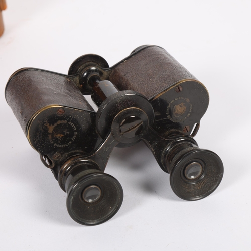 448 - A pair of First World War Period British Military Issue Turner-Reich 6x prism field binoculars, by G... 