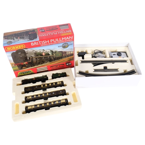 761 - HORNBY - a British Pullman Venice Simplon-Orient-Express OO scale train set, boxed