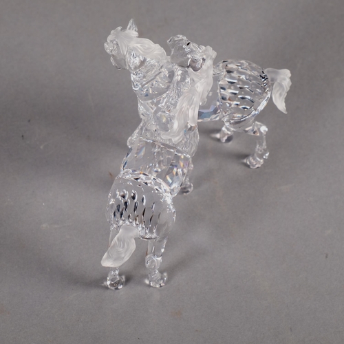 945 - SWAROVSKI - a model depicting 2 foals, H9cm, boxed