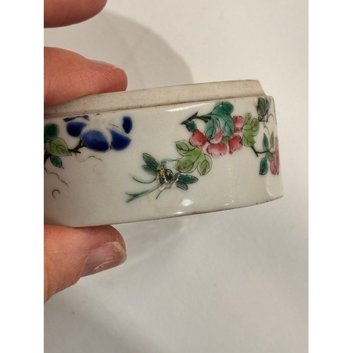 435 - A Chinese famille rose box and cover, cylindrical form with hand painted and gilded decoration, 7.5c... 