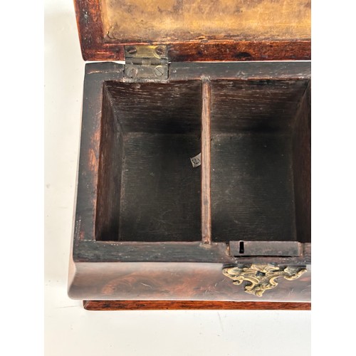 13 - A Georgian walnut caddy, with 3-sectional interior, ogee shaped form with brass swing handle, W24cm