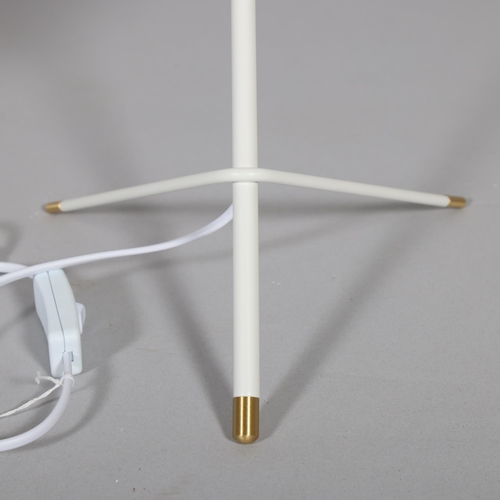 47 - DI CLASSE, an Arles desk lamp by Domei Endo with adjustable shade, height 37cm