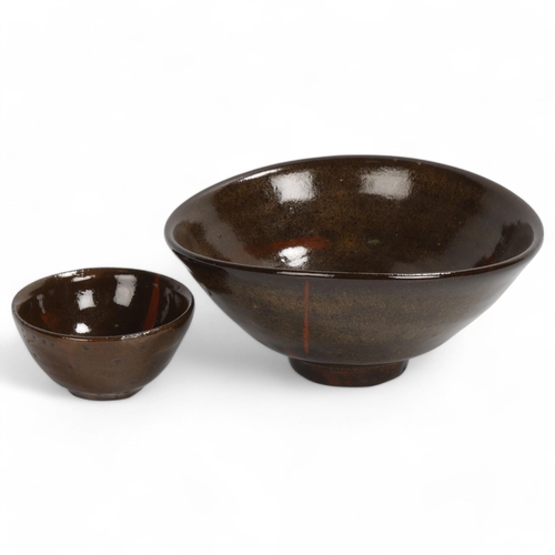 92 - NOBUO OKAWA, Japan, a studio ceramic bowl with matching tea bowl, purchased at Harlequin Gallery 200... 