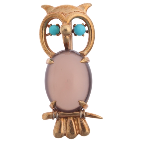 1117 - A 9ct gold chalcedony and turquoise novelty owl brooch, maker HGM, London 1963, 34.5mm, 6g