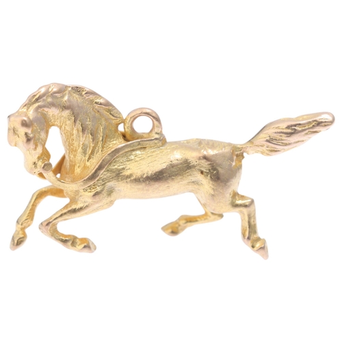 1187 - A 9ct gold horse charm/pendant, maker JH, London 1961, 26.7mm, 4.8g