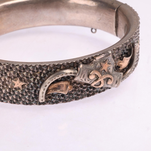 1428 - An Antique Victorian silver 'Turkish Market' hinged bangle, unmarked, band width 15.6mm, internal ci... 