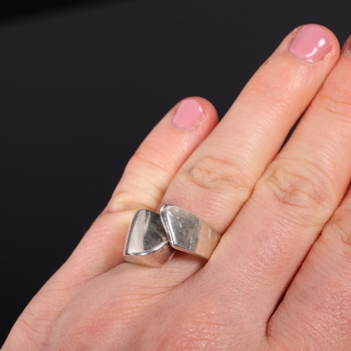 1466 - HANS HANSEN - a Danish modernist sterling silver fold ring, setting height 12.7mm, size O, 8.1g