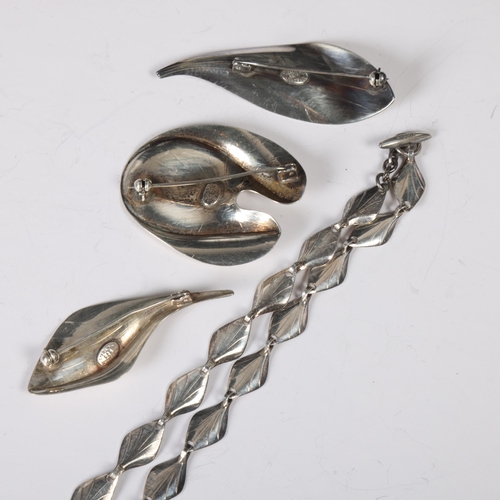 1501 - HERMANN SIERSBOL - a group of Danish modernist sterling silver leaf jewellery, comprising 1 x neckla... 