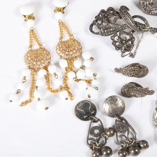 1512 - Various jewellery, including silver paste necklace, pair of clip-on earrings, marcasite jewellery, e... 