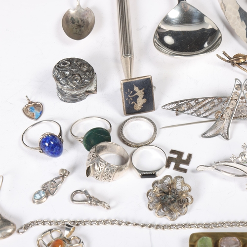 1514 - A quantity of silver jewellery, including powder compact, neck torque, pendant necklaces, etc