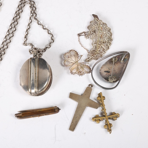 1518 - Various jewellery, including Victorian silver locket pendant, Etruscan Revival 15ct gold brooch, 2.2... 