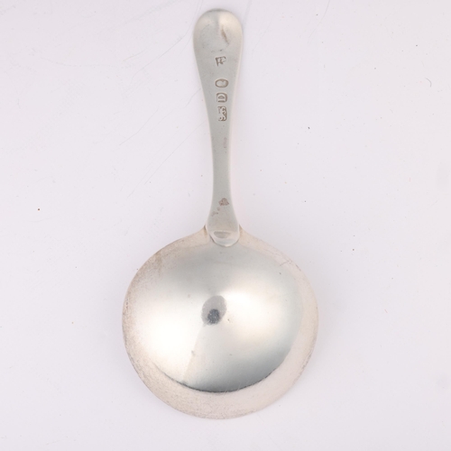 1558 - A George III silver Old English and Thread pattern tea caddy spoon, indistinct maker, London 1799, 9... 