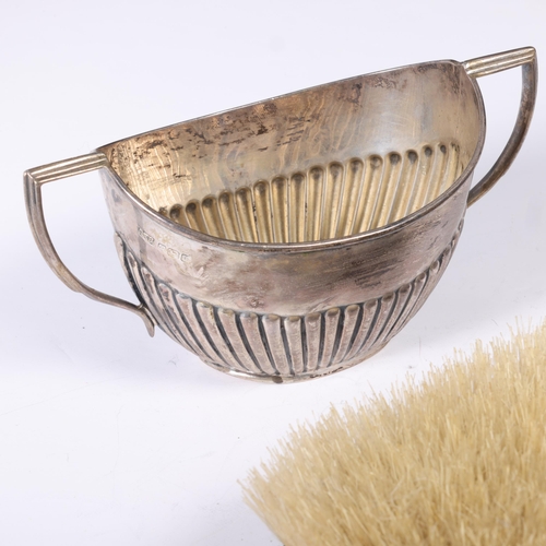 1655 - Various silver, including 2-handled sugar bowl, clothes brushes, etc, 2.6oz weighable