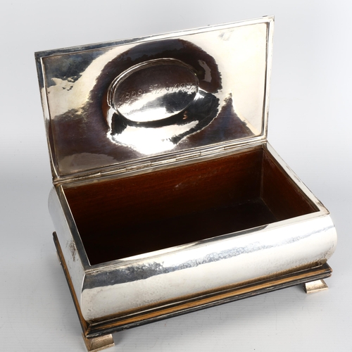 1702 - An Art Nouveau Danish silver cigar box, circa 1923, rectangular form, with applied initial EK (Emil ... 