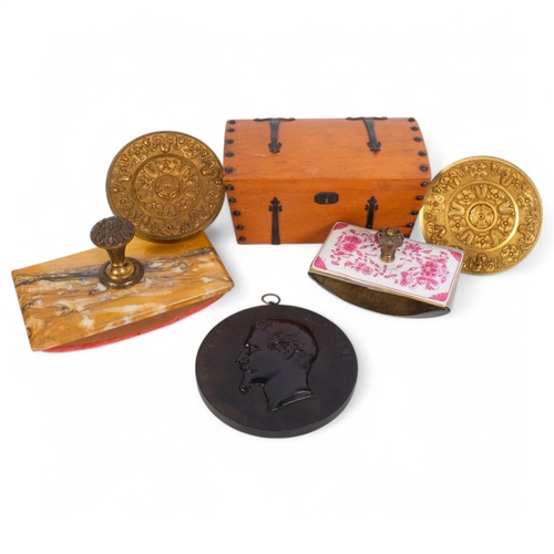 191 - A box of various items, including a pair of Victorian chased and gilded brass curtain ties, a Victor... 