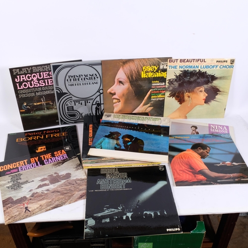 213 - A mixed box of 33 and 1/3 vinyl records, with various artists including Shelly Manne & His Friends m... 