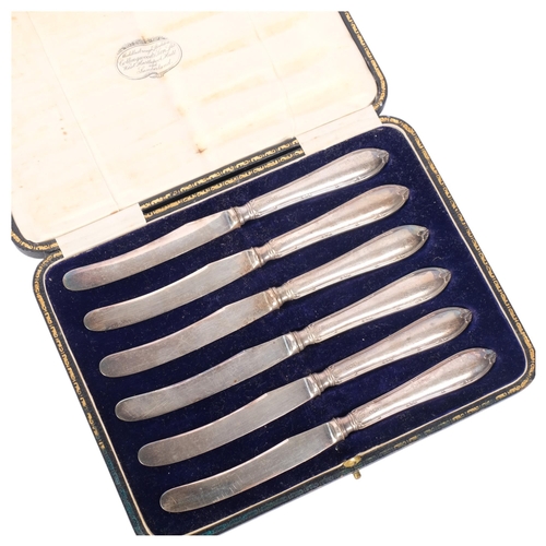 475 - A cased set of 6 silver-handled butter knives, Allen & Darwin, Sheffield 1914, overall 17.5cm