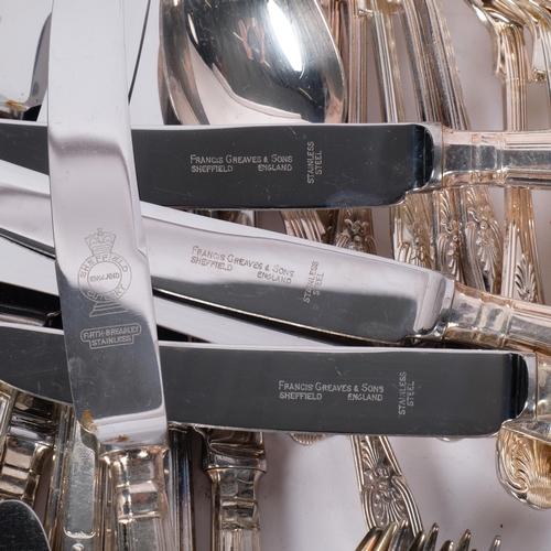 480 - A quantity of silver plated King's pattern flatware