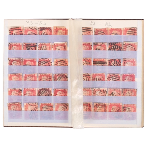 674 - A small booklet of Penny Red plates, 71-224