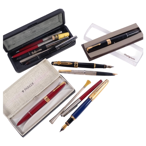 685 - A group of various fountain and other pens, including 2 Parker 17 fountain pens, and a silver  cigar... 