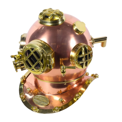 822 - A reproduction brass and copper diver's helmet, H41cm