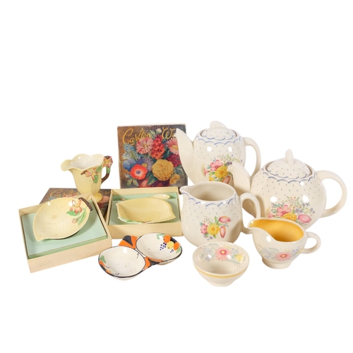 827 - Susie Cooper Printemps teapot, coffee pot and jug, boxed Carlton Ware dishes, jug, etc