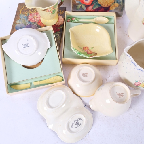 827 - Susie Cooper Printemps teapot, coffee pot and jug, boxed Carlton Ware dishes, jug, etc