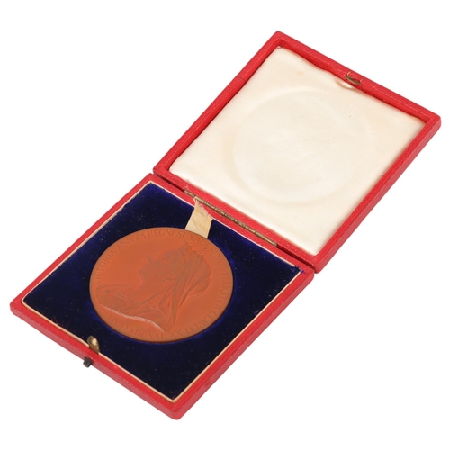 18 - Queen Victoria bronze Diamond Jubilee, 1837-1897, medal in original presentation box, 56mm