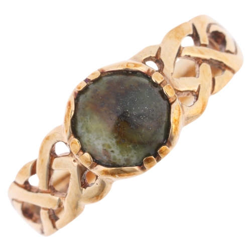 1269 - An Irish 9ct gold Connemara marble ring, maker FNM, with Celtic knot pierced shoulders, setting heig... 