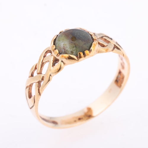 1269 - An Irish 9ct gold Connemara marble ring, maker FNM, with Celtic knot pierced shoulders, setting heig... 