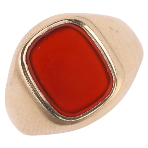 1279 - A Vintage 9ct gold carnelian signet ring, maker S & Co, Birmingham 1975, setting height 12.4mm, size... 