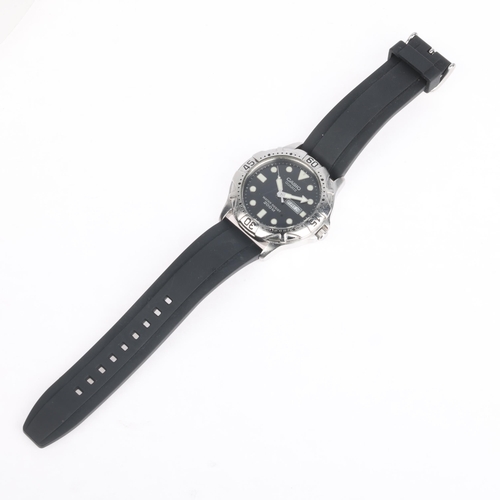 1031 - CASIO - a stainless steel Diver's 200M quartz calendar wristwatch, ref. MTD-1001, black dial with po... 