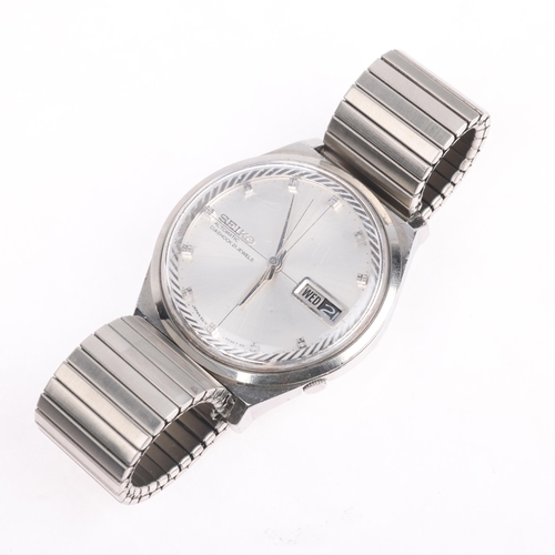 1032 - SEIKO - a stainless steel Diashock automatic calendar bracelet watch, ref. 6619-7040, circa 1967, si... 