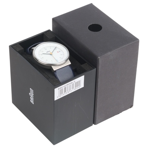 1040 - BRAUN - a stainless steel Classic quartz calendar wristwatch, ref. BN0142WHBLG, white dial with blac... 