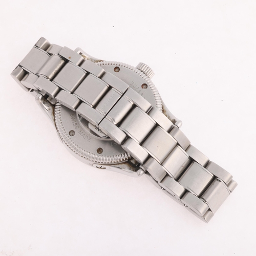 1043 - BURBERRY - a stainless steel quartz calendar bracelet watch, ref. BU7637, circa 2010, silvered dial ... 