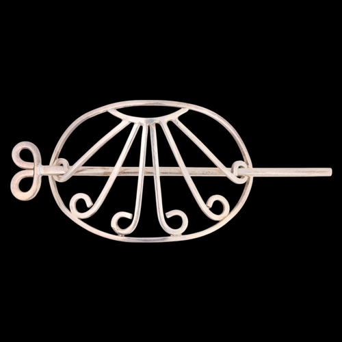 1472 - A sterling silver hair ornament, Edward Victor Stanley, London 1989, 65.5mm, 18.2g