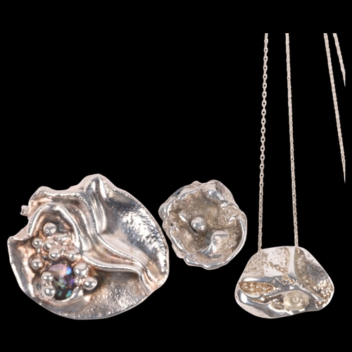 1559 - A group of Danish brutalist sterling silver abstract jewellery, including brooch 42.7mm, ring size Q... 