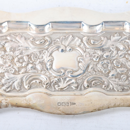 1799 - A late Victorian silver dressing table pin tray, Walker & Hall, Sheffield 1900, oval lobed form with... 