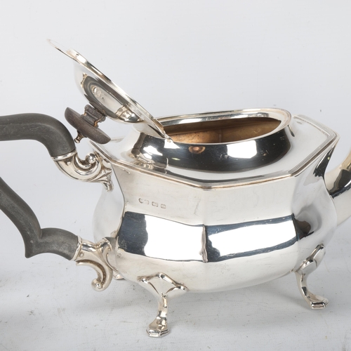 1809 - A George V silver 3-piece tea set, Williams Ltd, Birmingham 1922, comprising teapot, 2-handled sugar... 