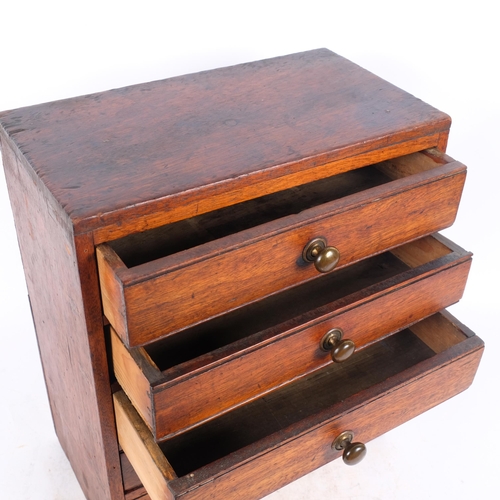 37 - Victorian mahogany table-top collector's chest of 5 drawers with brass handles, W31cm, H37cm