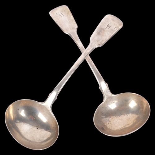 587 - A pair of William IV silver Fiddle pattern sauce ladles, Charles Shipway, London 1834, 18cm, 4.9oz t... 