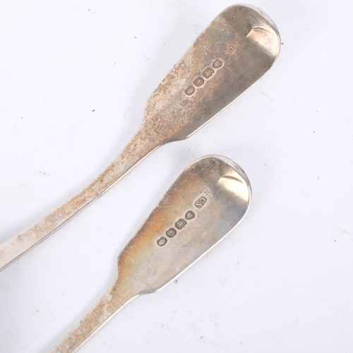 587 - A pair of William IV silver Fiddle pattern sauce ladles, Charles Shipway, London 1834, 18cm, 4.9oz t... 