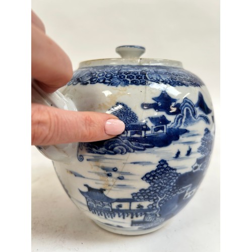 134 - A Chinese blue and white porcelain teapot, 16cm, and 2 others (3)