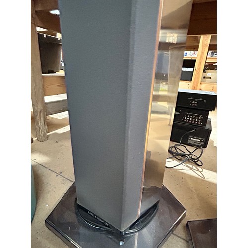 167 - A pair of Bang & Olufsen floor standing speakers, type 6611, serial no. 05945569, and 05945549, H149... 