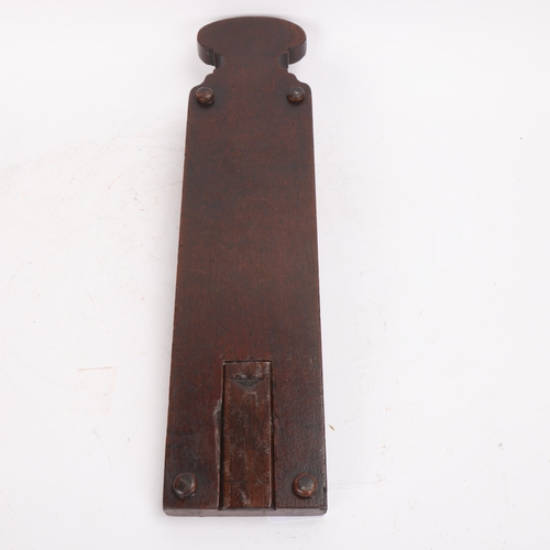 327 - A late 18th/early 19th century mahogany cribbage board, inlaid with specimen wood mosaic roundels an... 