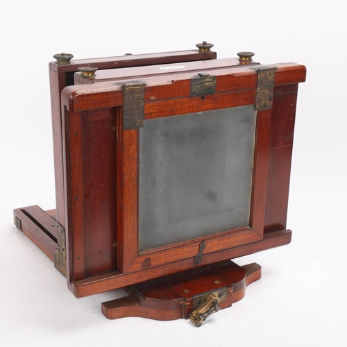 337 - A 19th century 10x8 wet plate mahogany tailboard camera, by R W Thomas of Pall Mall London, with Ald... 