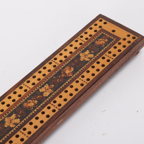 356 - A late Tunbridge Ware cribbage board, with floral micro-mosaic panel, length 23cm