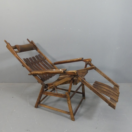 2031 - Thonet - A 1930s model VH / FL Siesta medical chaise, With reclining back and adjustable head and fo... 