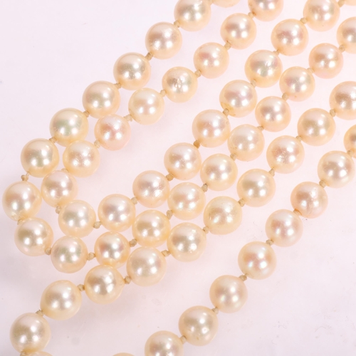 1327 - A Vintage single-row cultured pearl bead necklace, beads measure 7.3mm, with 14ct gold pearl flowerh... 