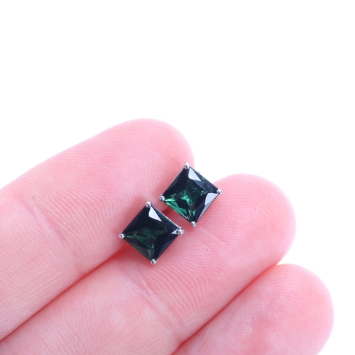 1353 - A pair of 18ct white gold green safira tourmaline stud earrings, set with square scissor-cut tourmal... 